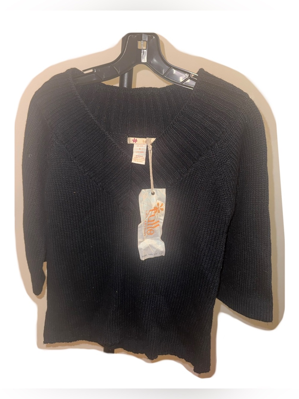 Tulle Vintage Wool Blend Black Knit V-Neck Sweater